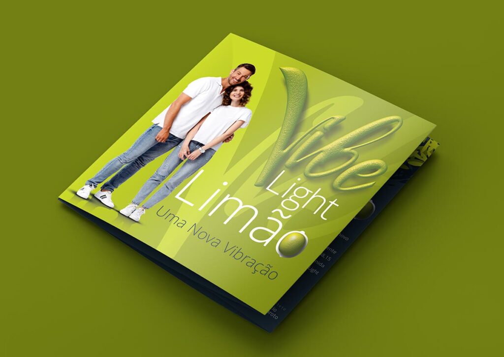 Capa do folder criado pela Ópera para a OXE Engenharia de São Paulo, SP apresentar o empreendimento Vibe Light Limão.