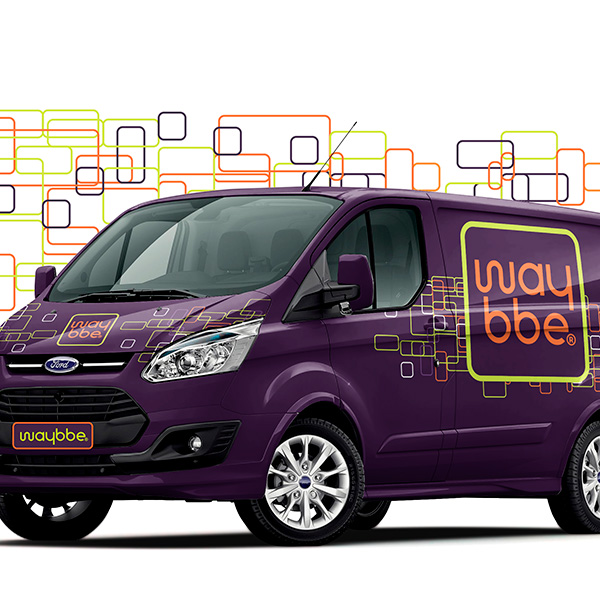 Proposta de comunicação visual de veículo de frota da loja de departamentos online Waybbe sugerida pela Ópera Criativa